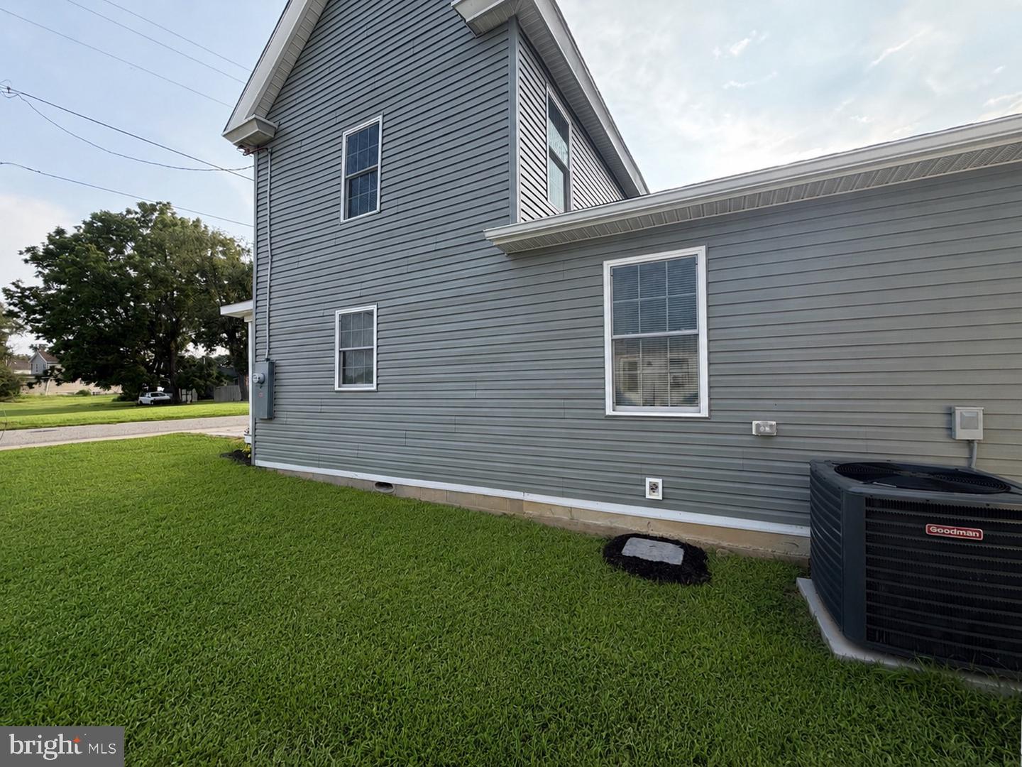 107 Saint Agnes St Property Photo 33