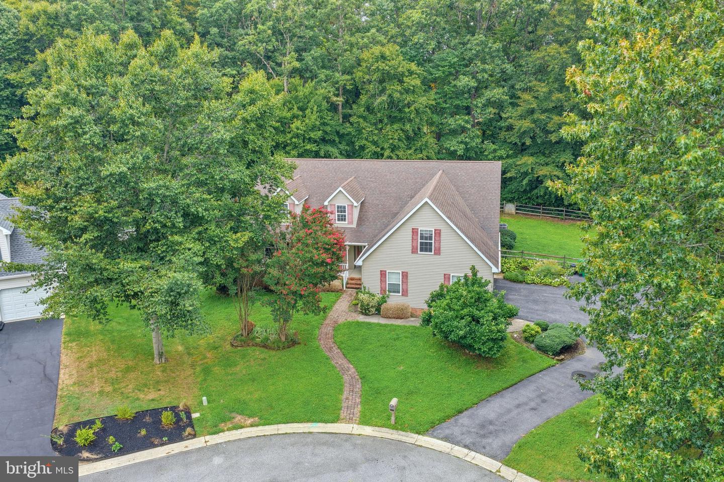 45 Crosscreek Ct Property Photo 3