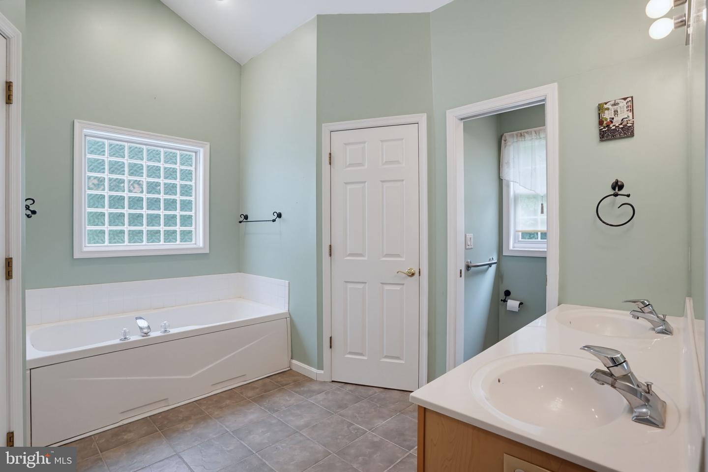 45 Crosscreek Ct Property Photo 28