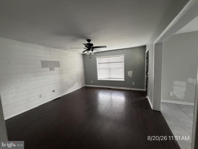 205 Harrington Ave Property Photo 3