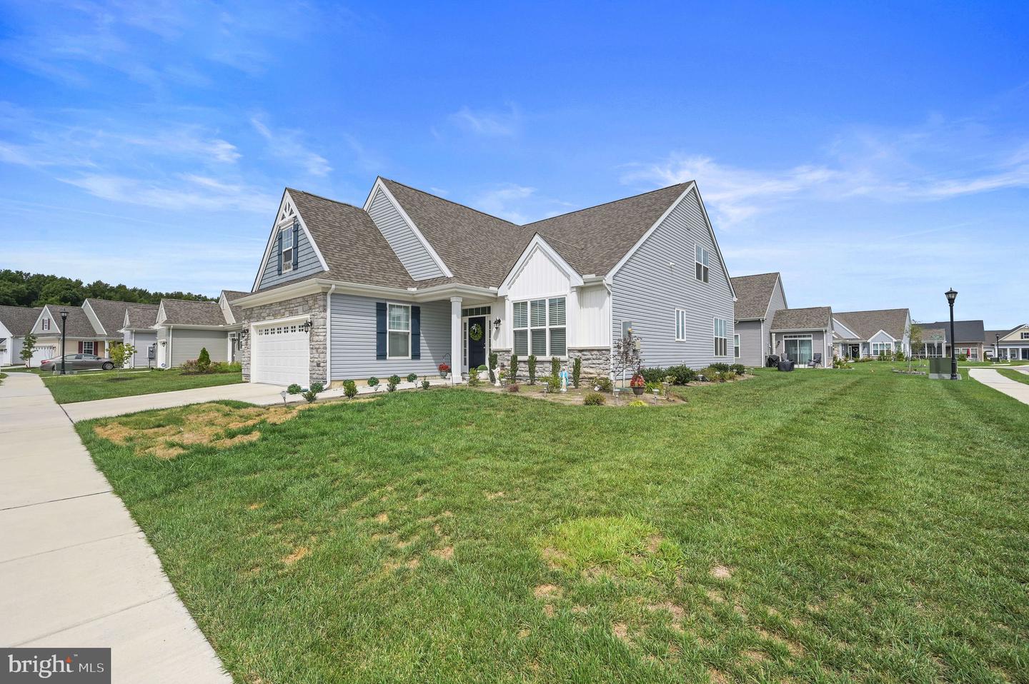 18 Matisse Place Property Photo 2