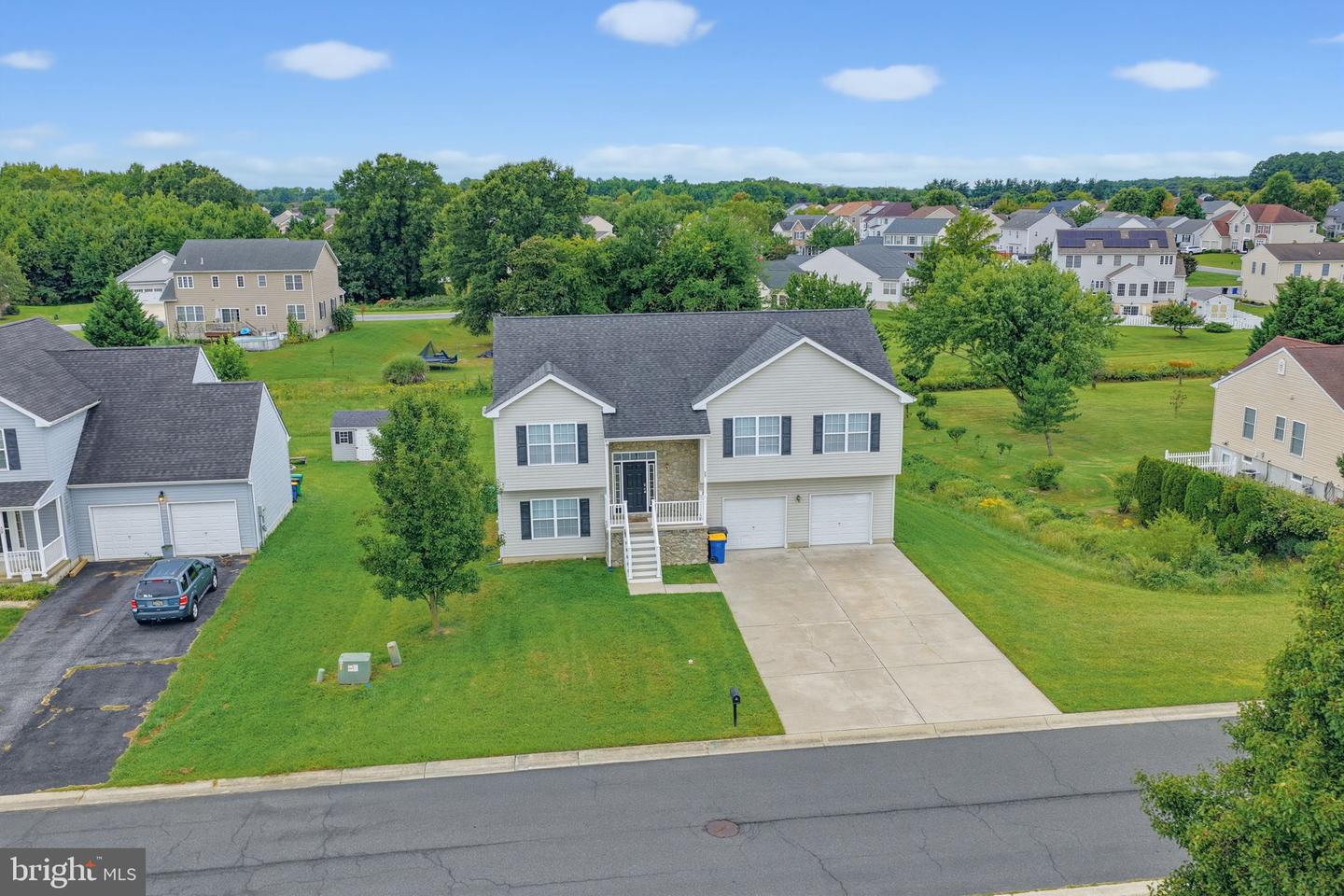 75 Fields Dr Property Photo 3