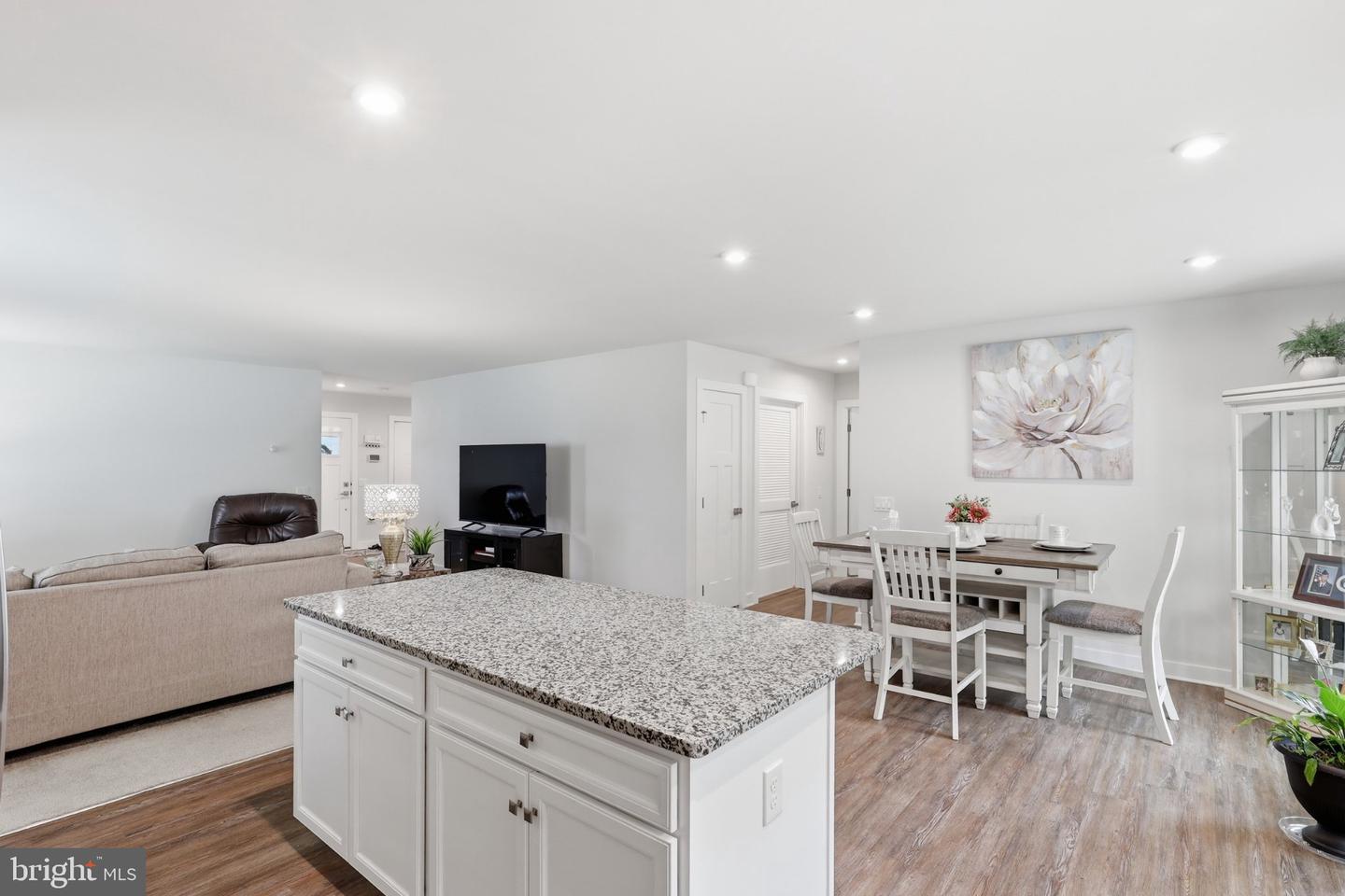 357 Laertes Dr Property Photo 14