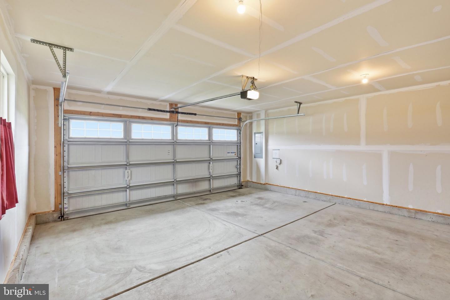357 Laertes Dr Property Photo 30