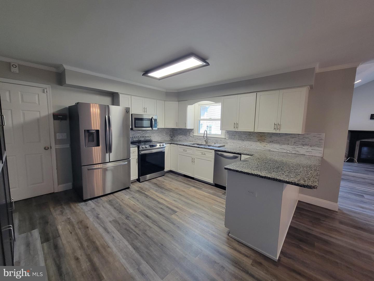 72 Hogtown Rd Property Photo 4