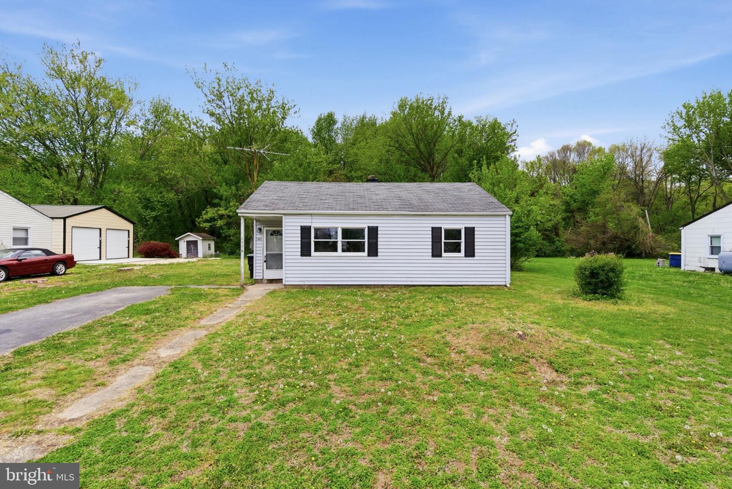 1116 Janes Rd Property Photo 1