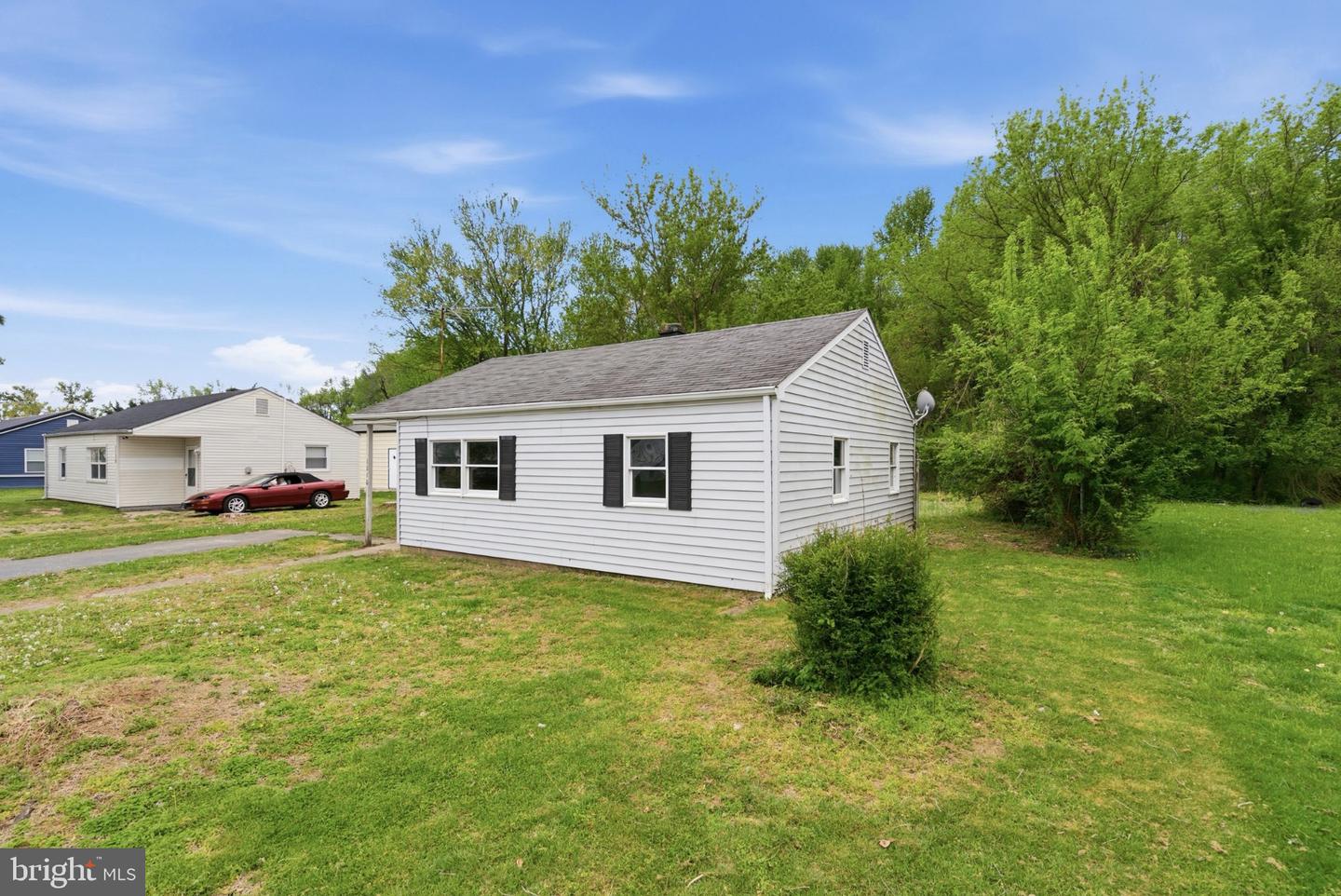 1116 Janes Rd Property Photo 3