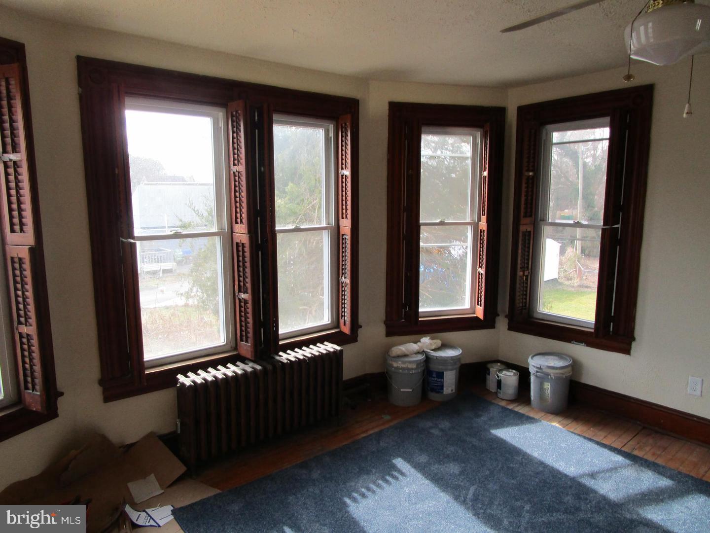 5 S Main St Property Photo 14