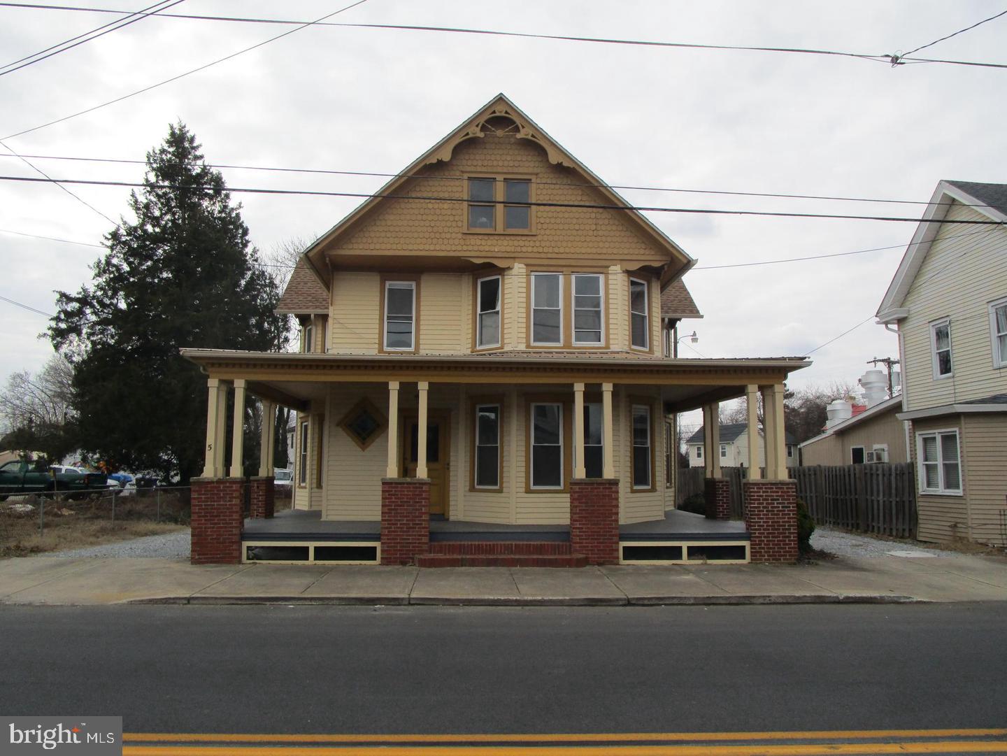 5 S Main St Property Photo 18