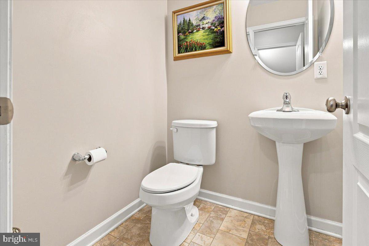 158 Toscano Dr Property Photo 32