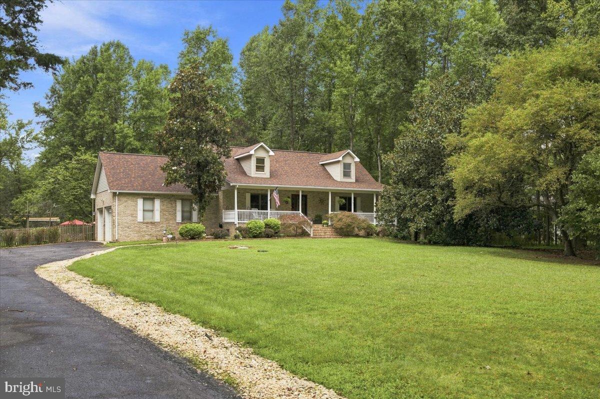 230 Buresch Dr Property Photo 4