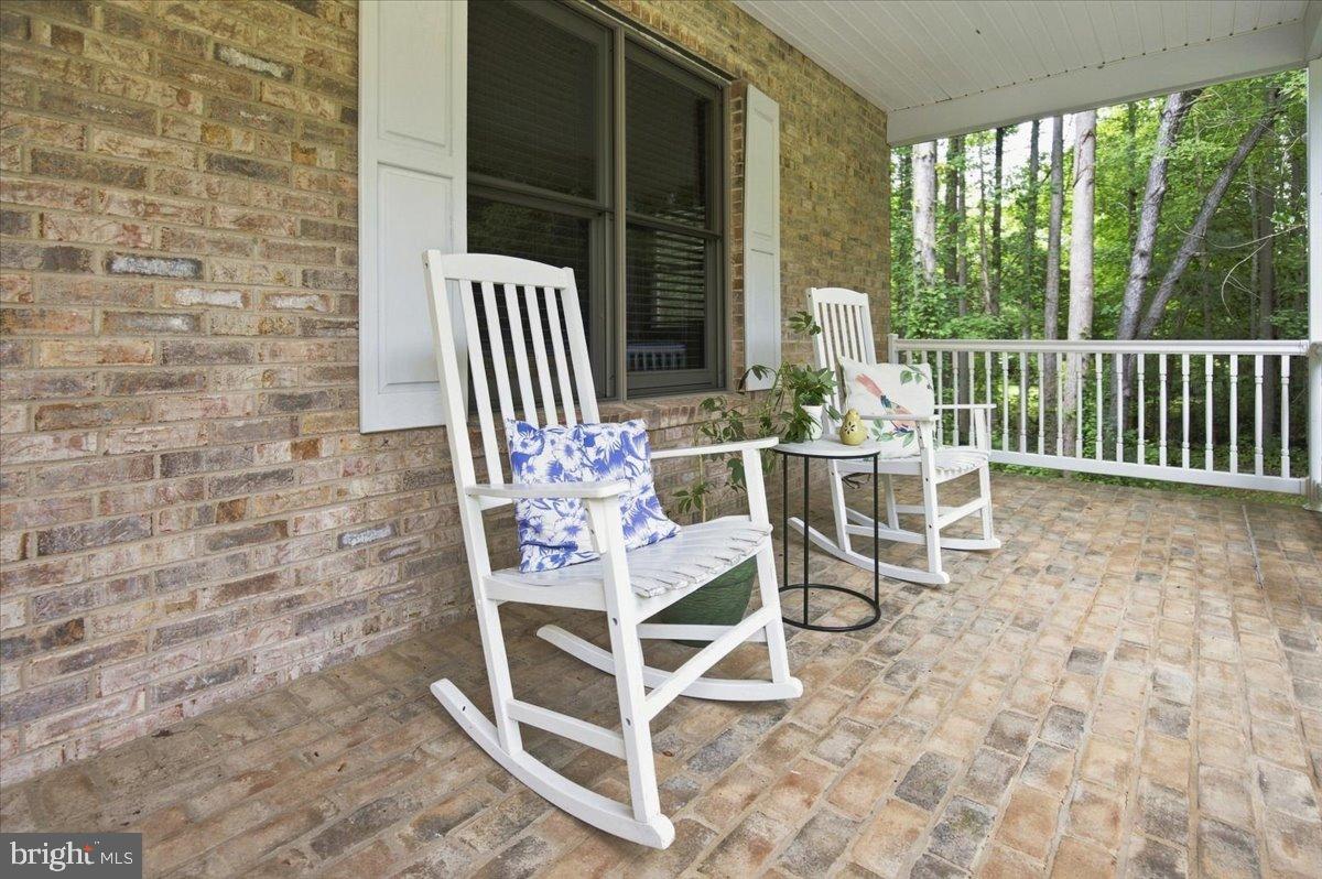 230 Buresch Dr Property Photo 9
