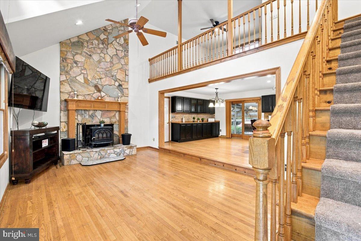 230 Buresch Dr Property Photo 11