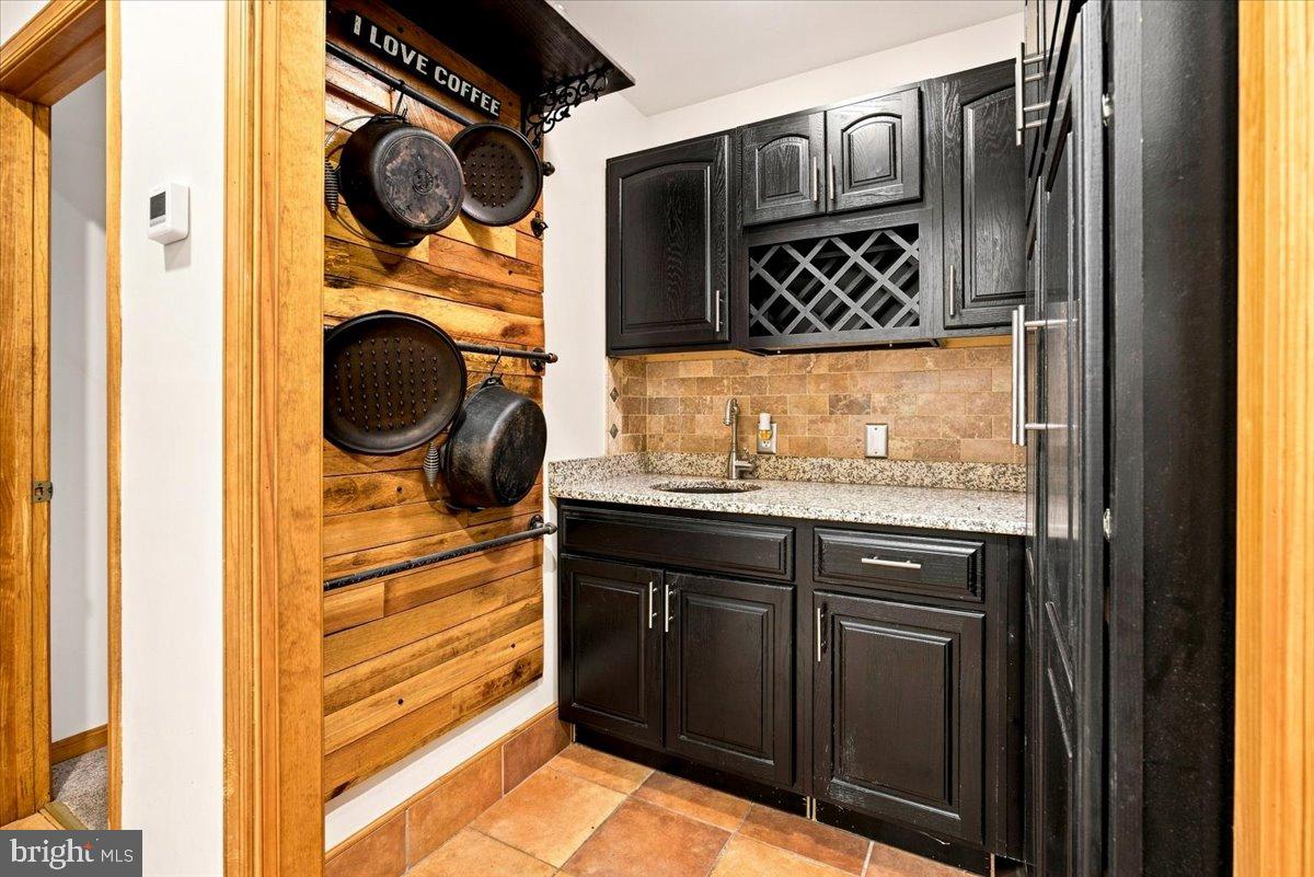 230 Buresch Dr Property Photo 24