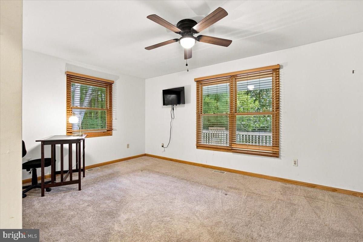 230 Buresch Dr Property Photo 28