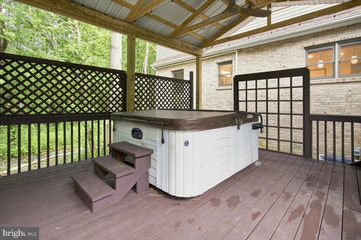 230 Buresch Dr Property Photo 54