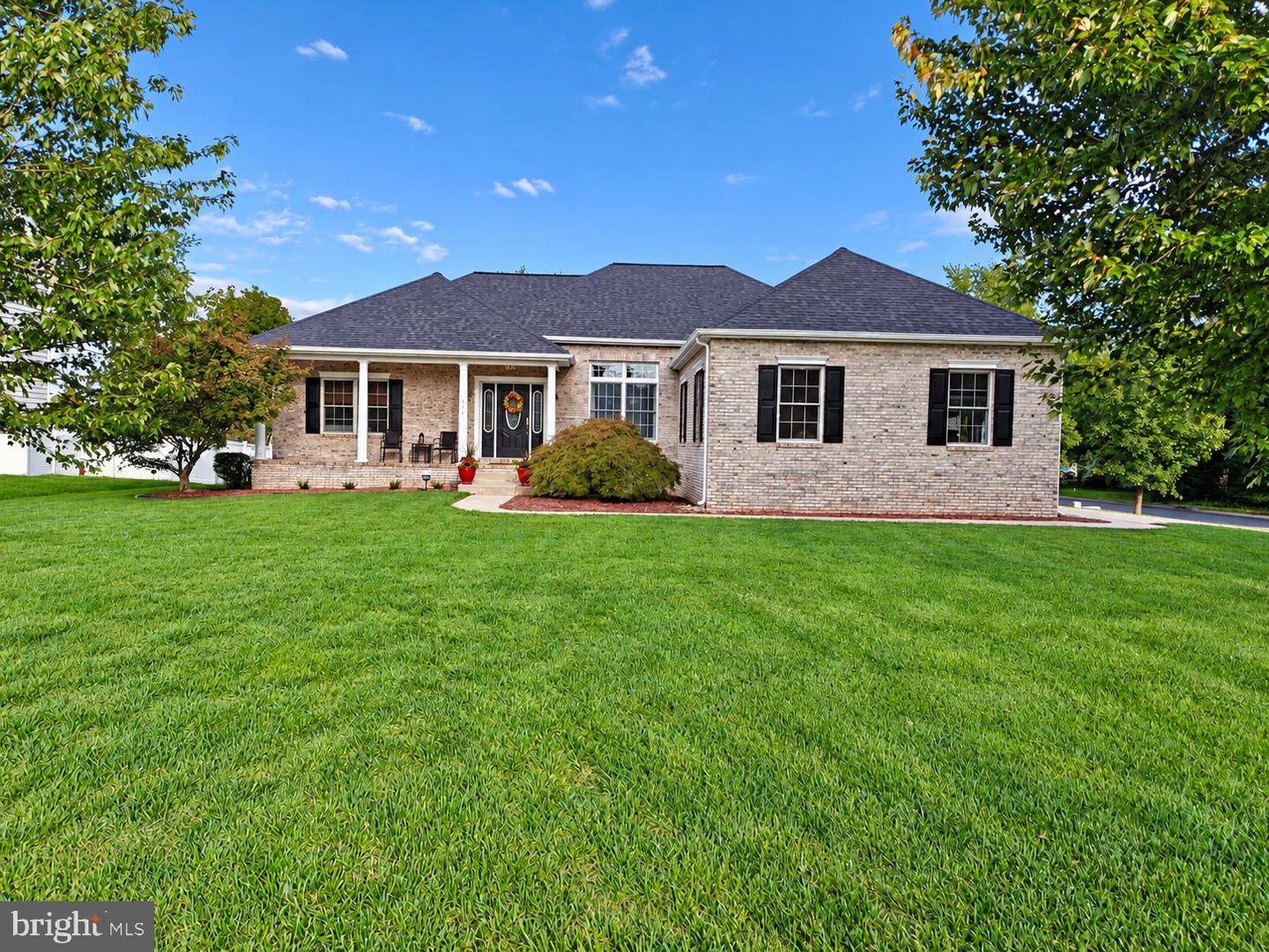 334 Stone Ridge Dr Property Photo 1