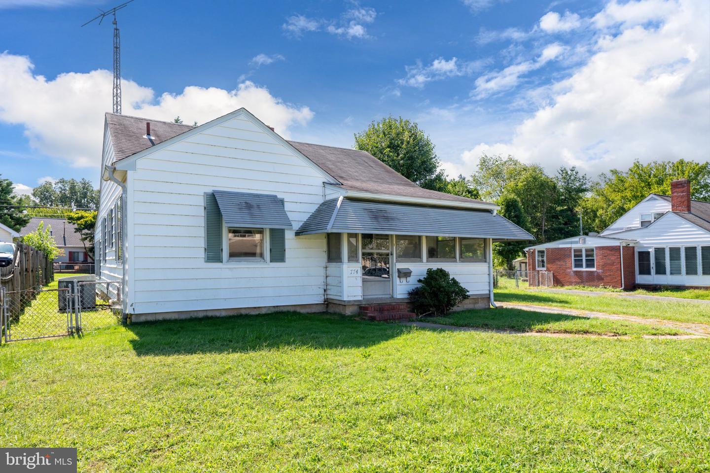 774 S Halsey Rd Property Photo 23