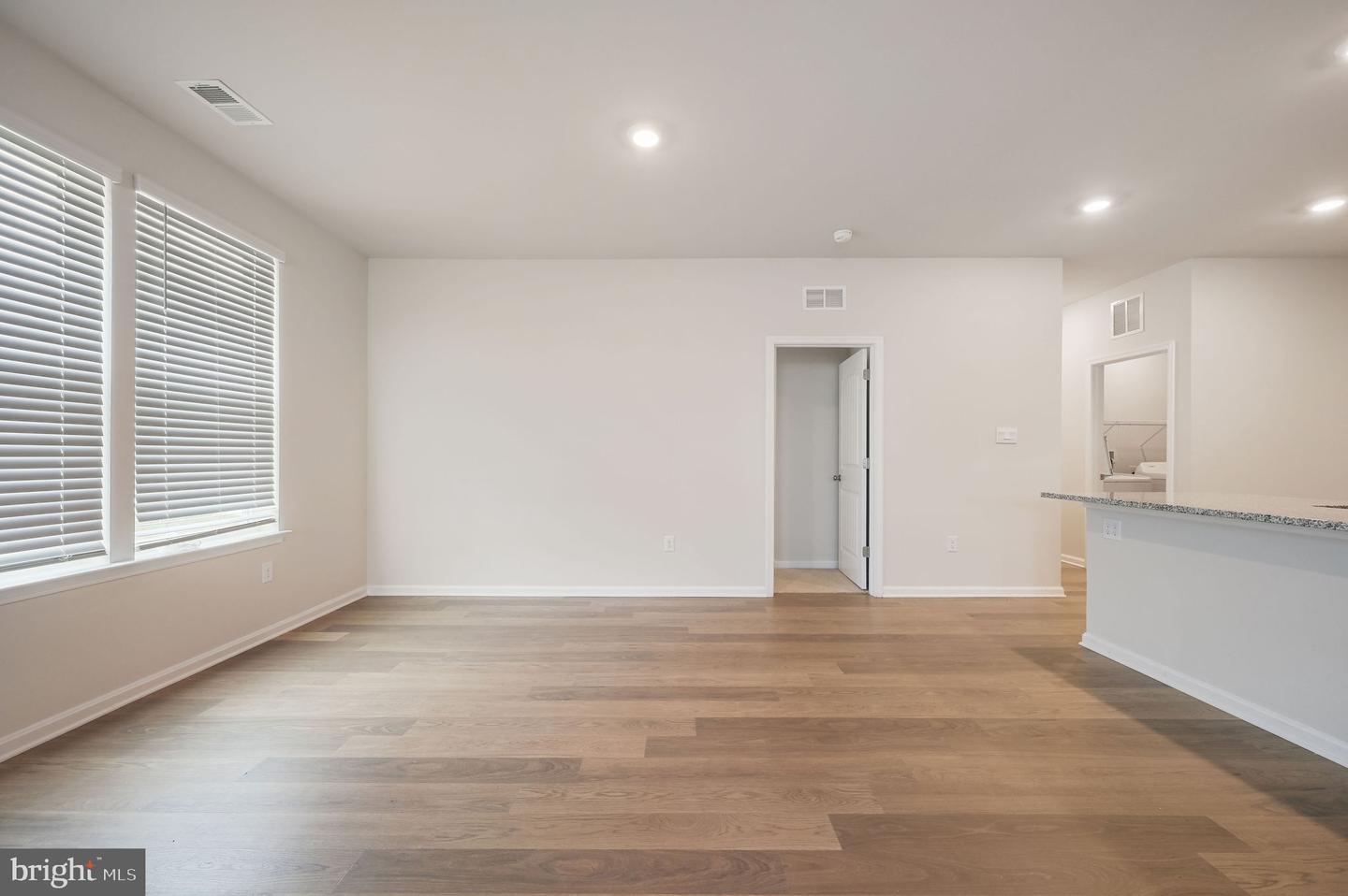 100 Ridgley Blvd Property Photo 3