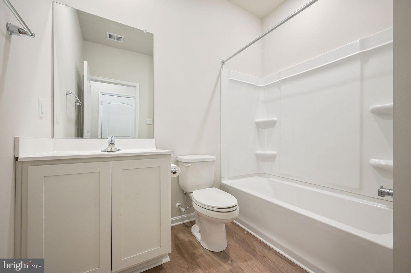 100 Ridgley Blvd Property Photo 12
