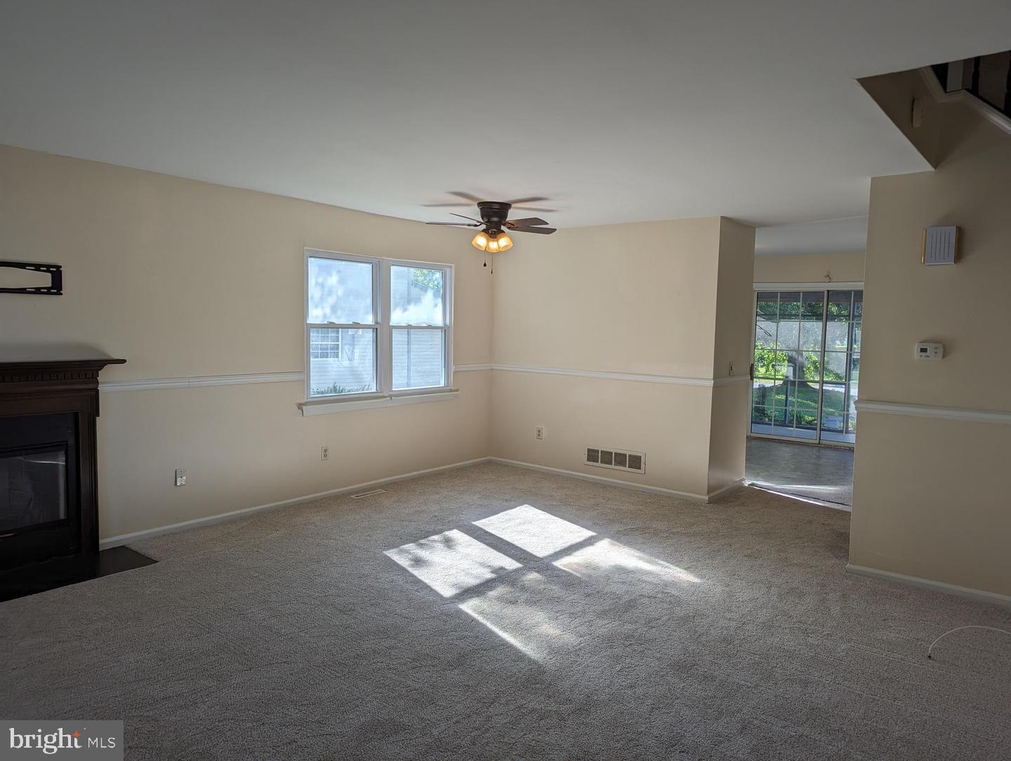 830 Woodcrest Dr Property Photo 6