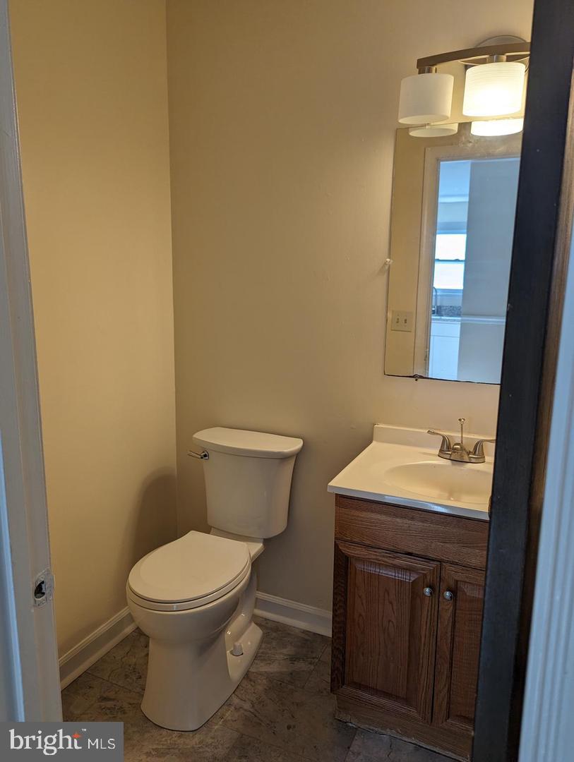 830 Woodcrest Dr Property Photo 11