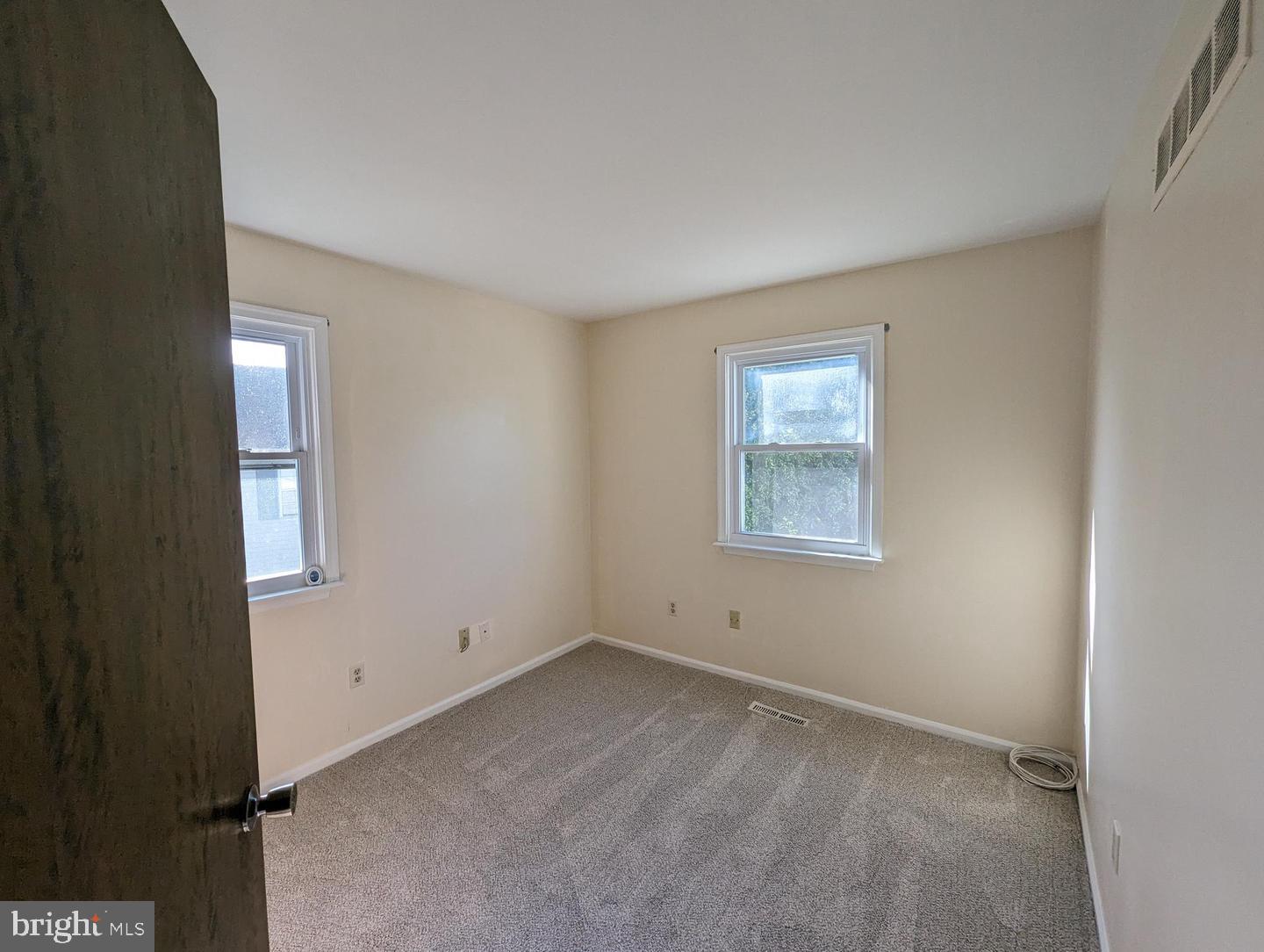 830 Woodcrest Dr Property Photo 20