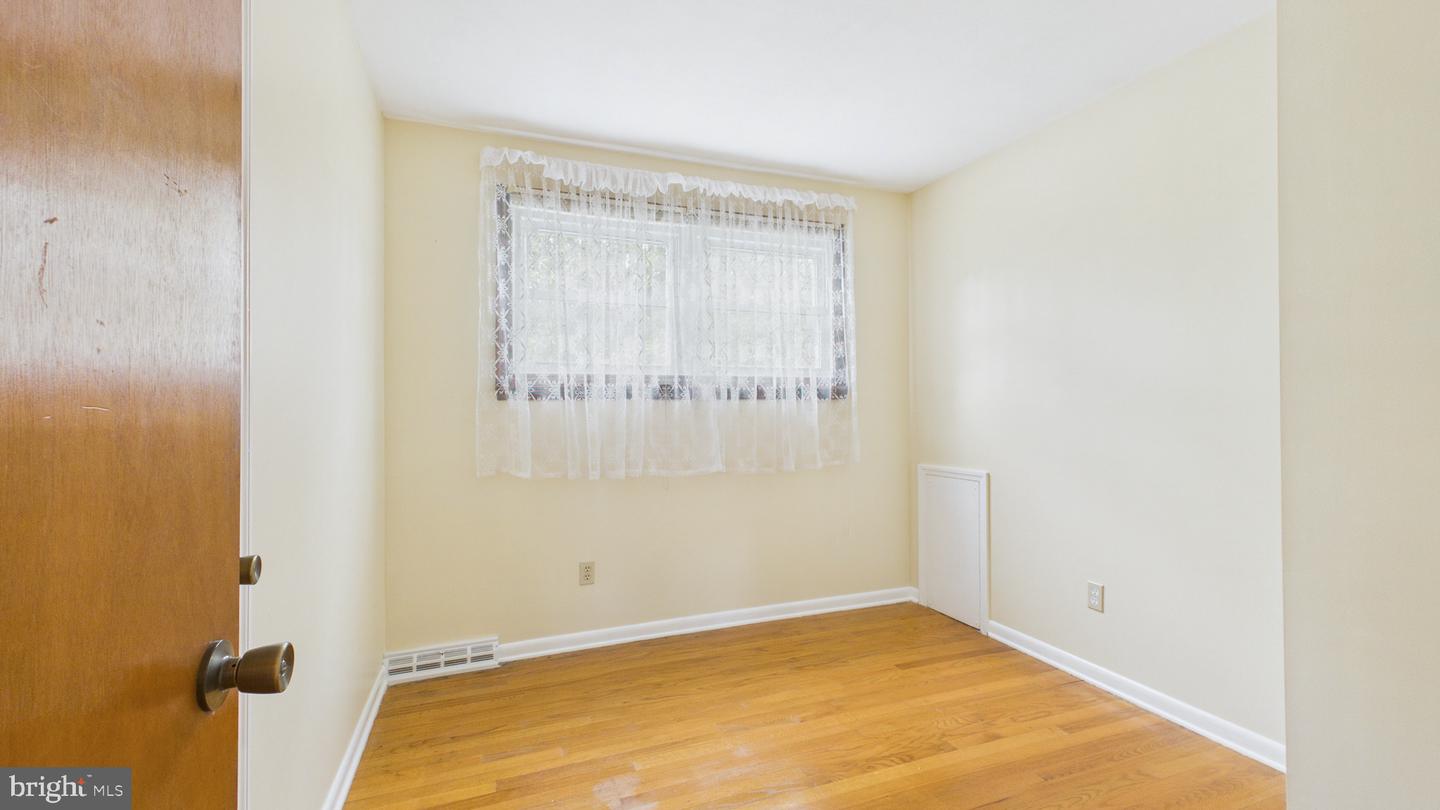 576 Crawford Ave Property Photo 37
