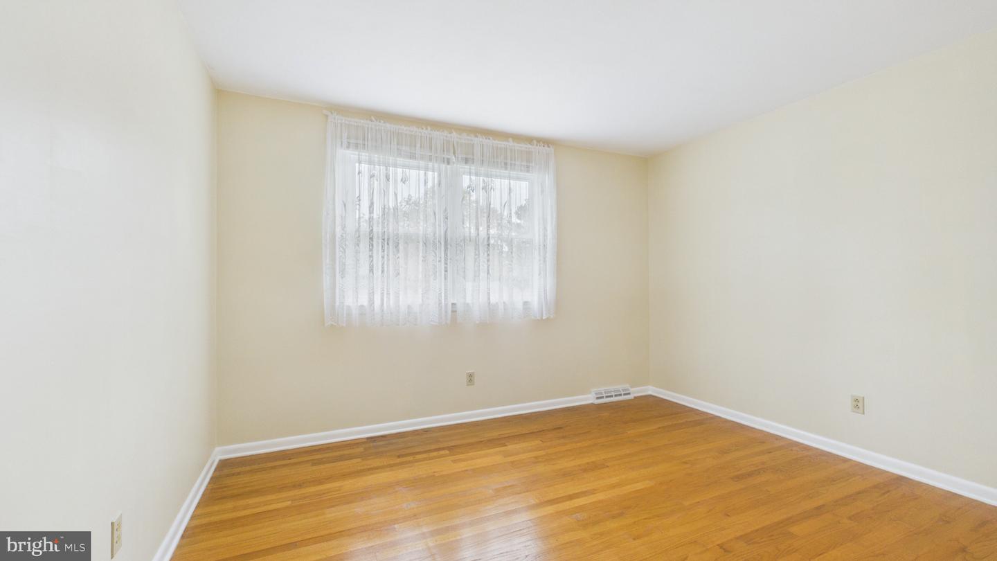 576 Crawford Ave Property Photo 40