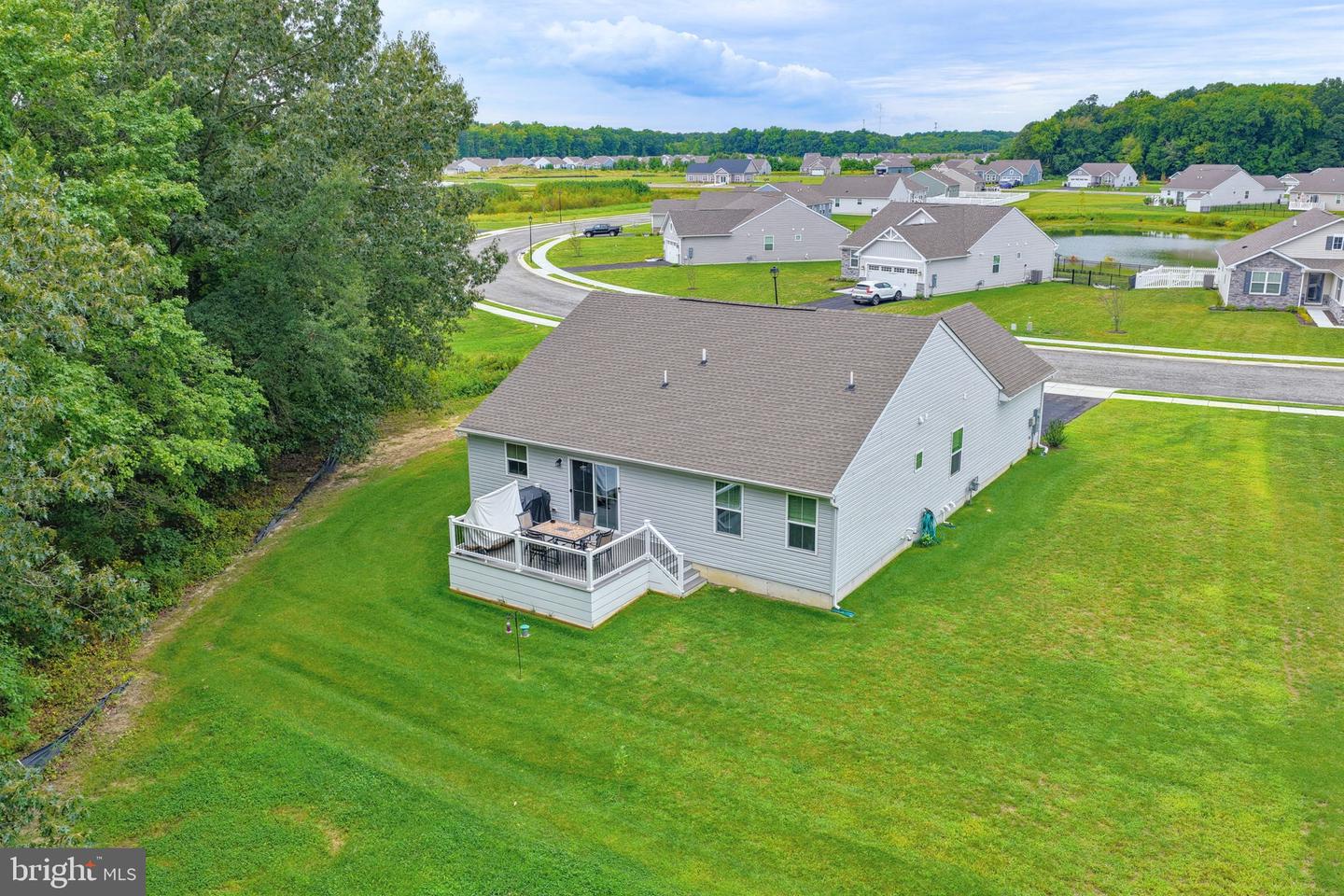 427 Alezach Dr Property Photo 33