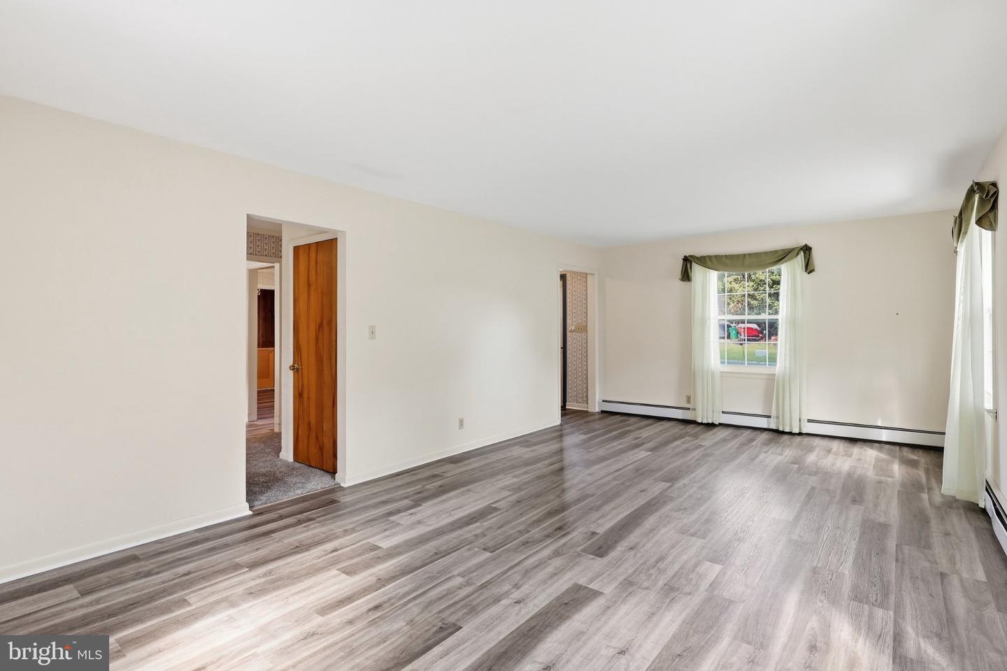 86 Dalwin Dr Property Photo 28