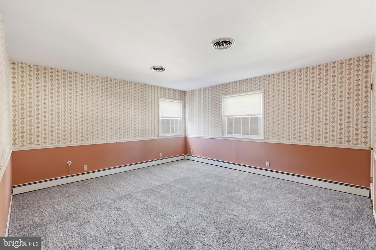 86 Dalwin Dr Property Photo 32