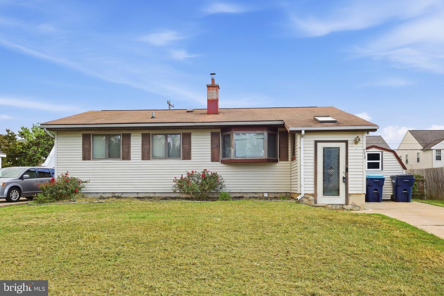 398 Ronald Ln Property Photo 1