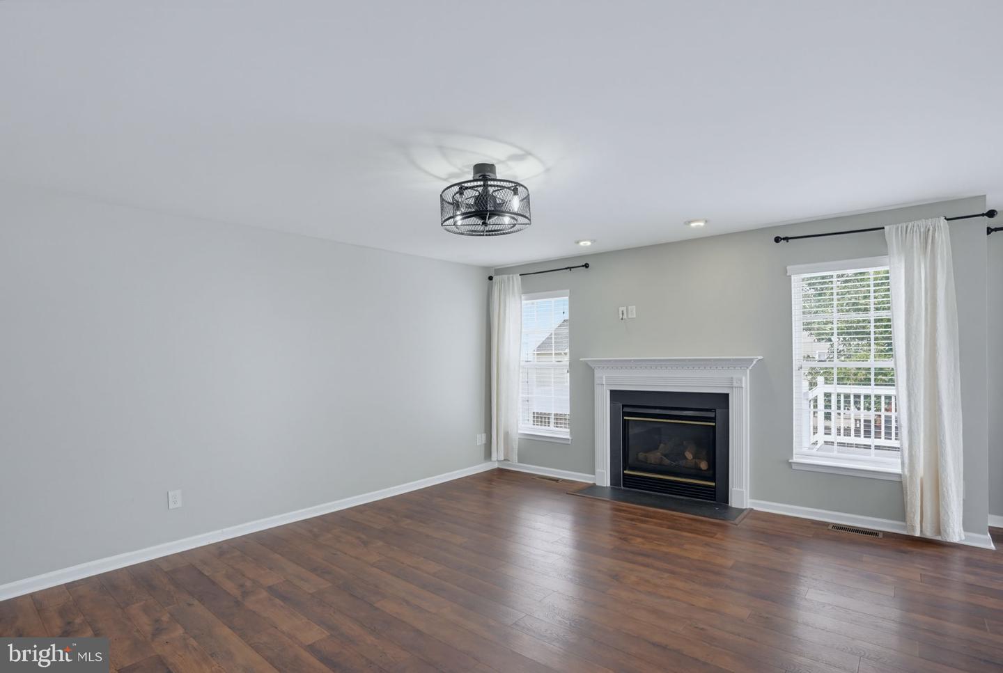 57 Houston St Property Photo 5