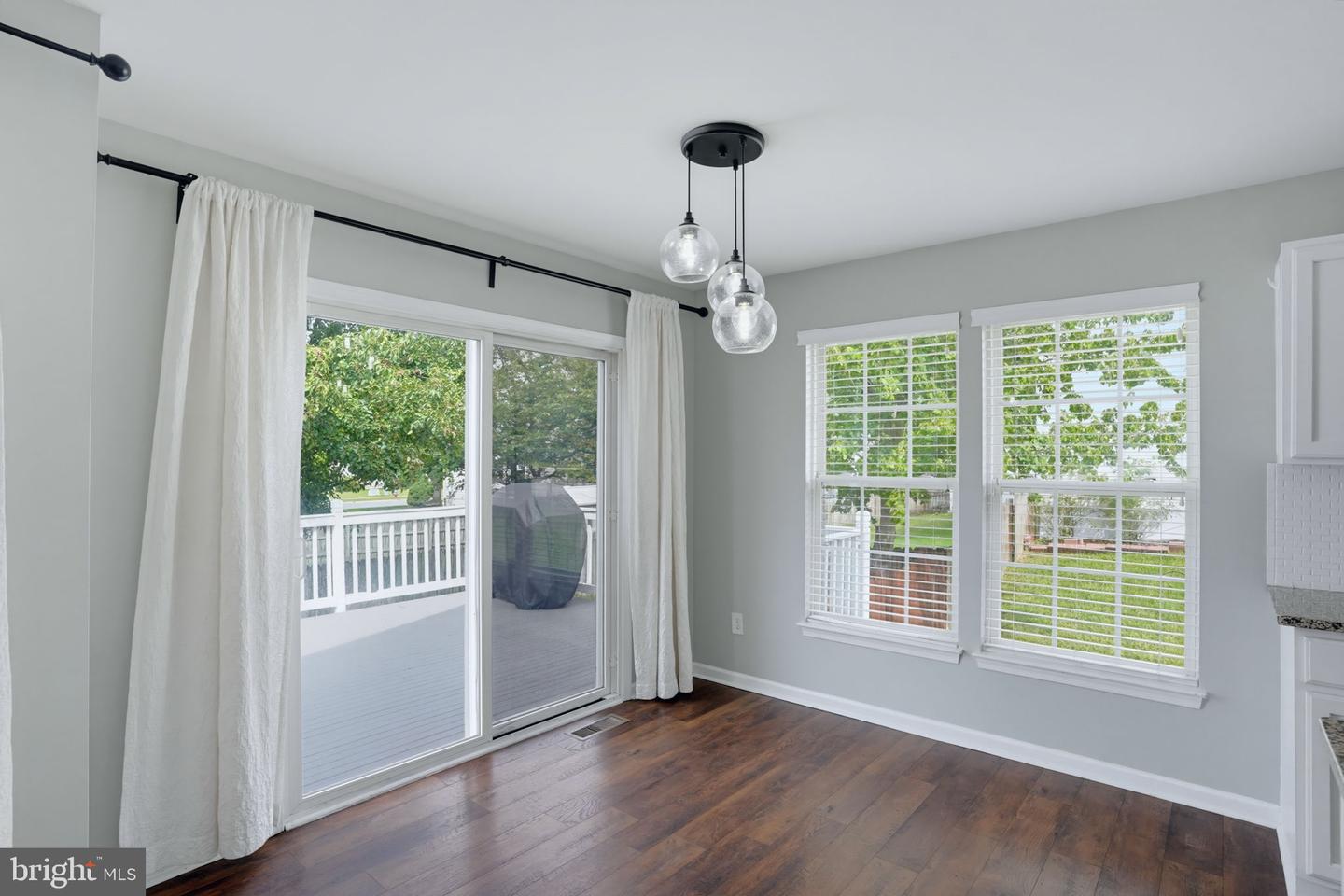 57 Houston St Property Photo 8