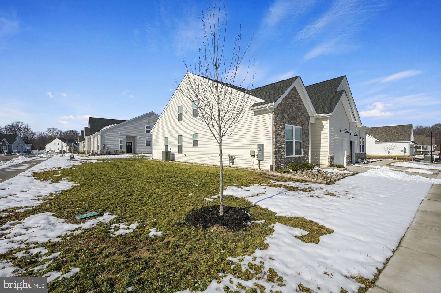 11 Kinsale Pl Property Photo 3