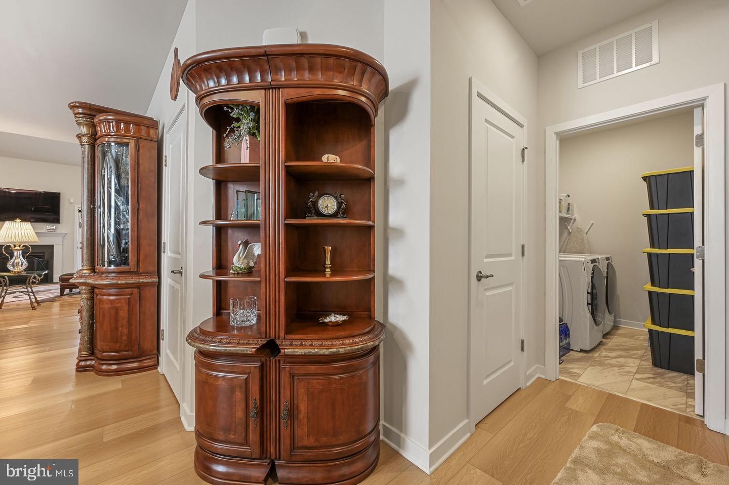 11 Kinsale Pl Property Photo 4