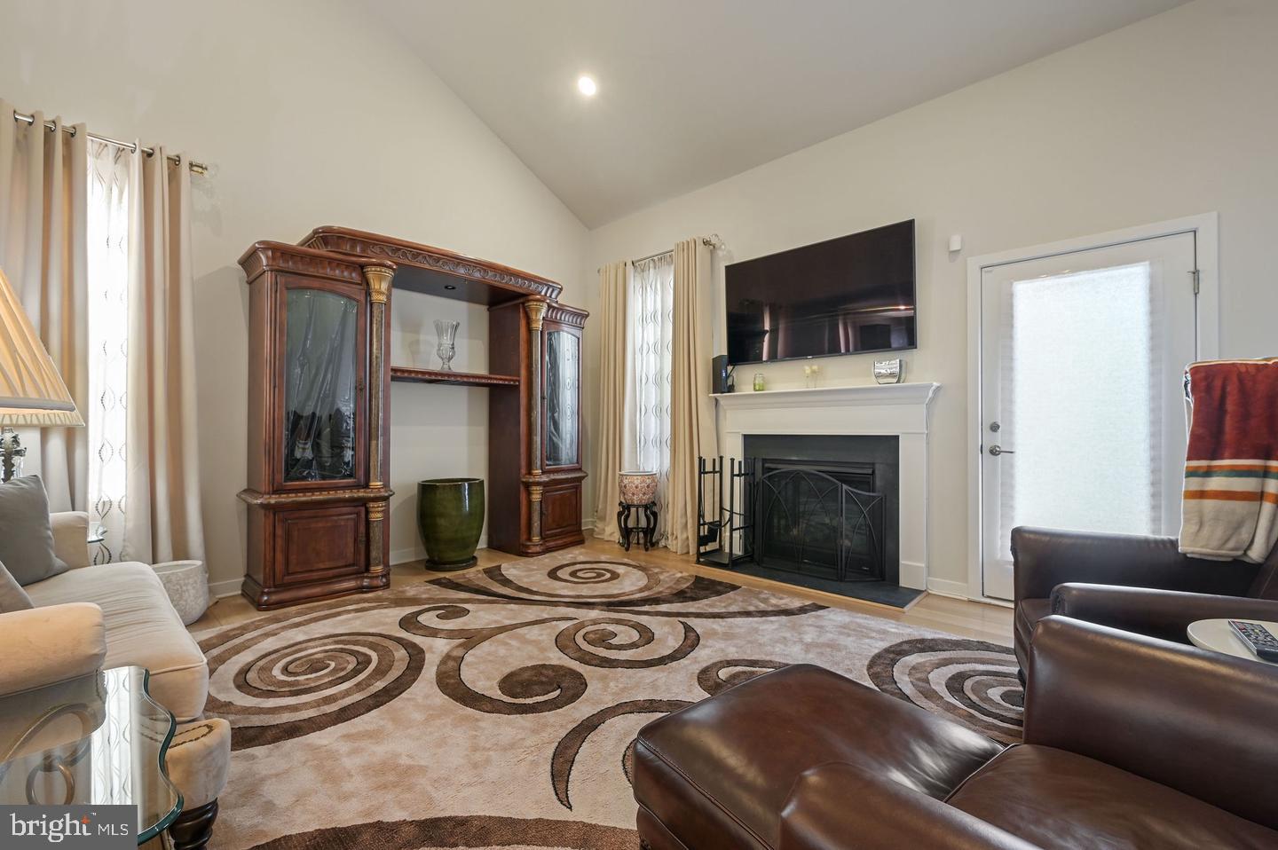11 Kinsale Pl Property Photo 11