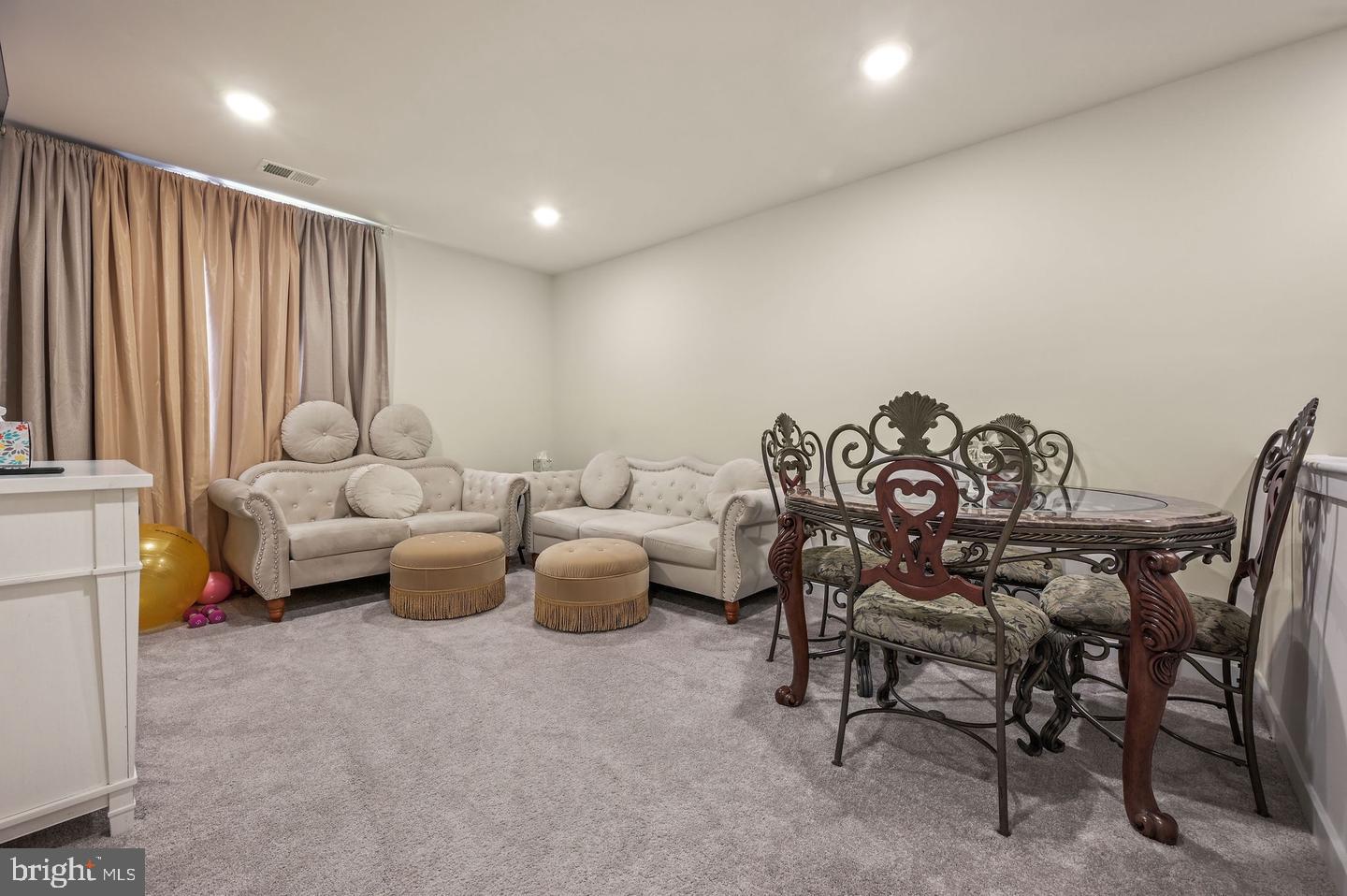 11 Kinsale Pl Property Photo 20