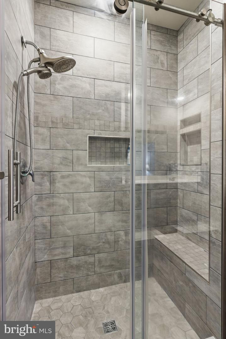 56 Panama St Property Photo 25