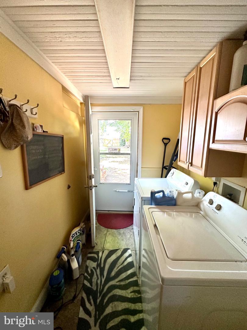 302 N Bradford St Property Photo 25
