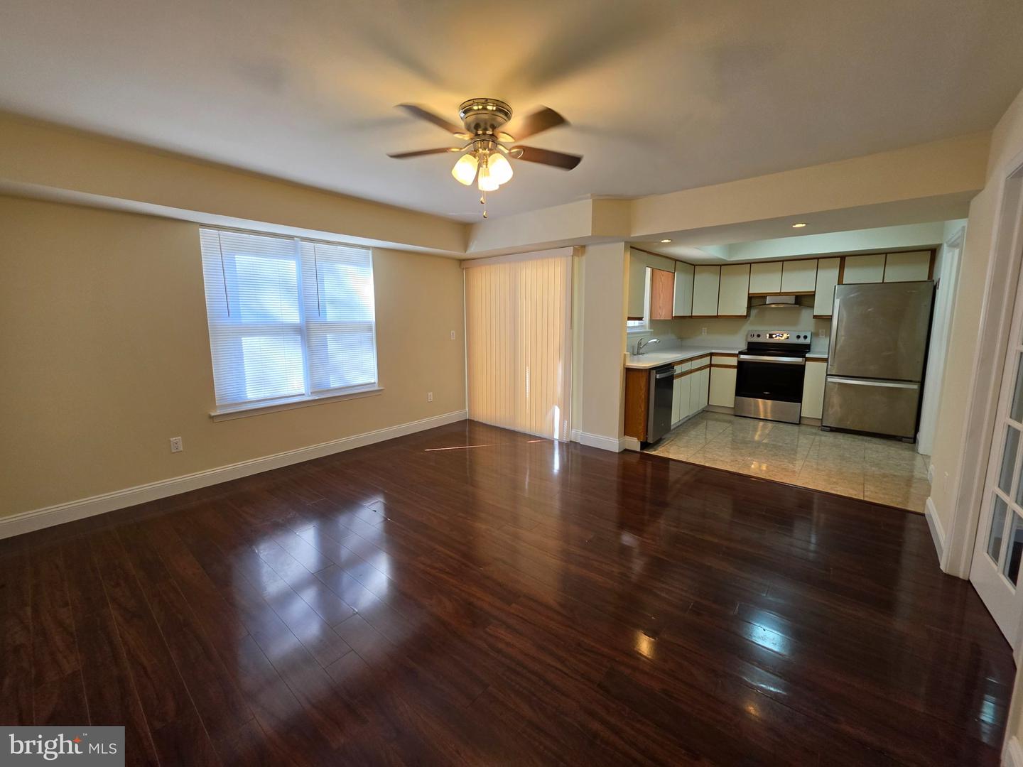 1412 Woodmill Dr Property Photo 9