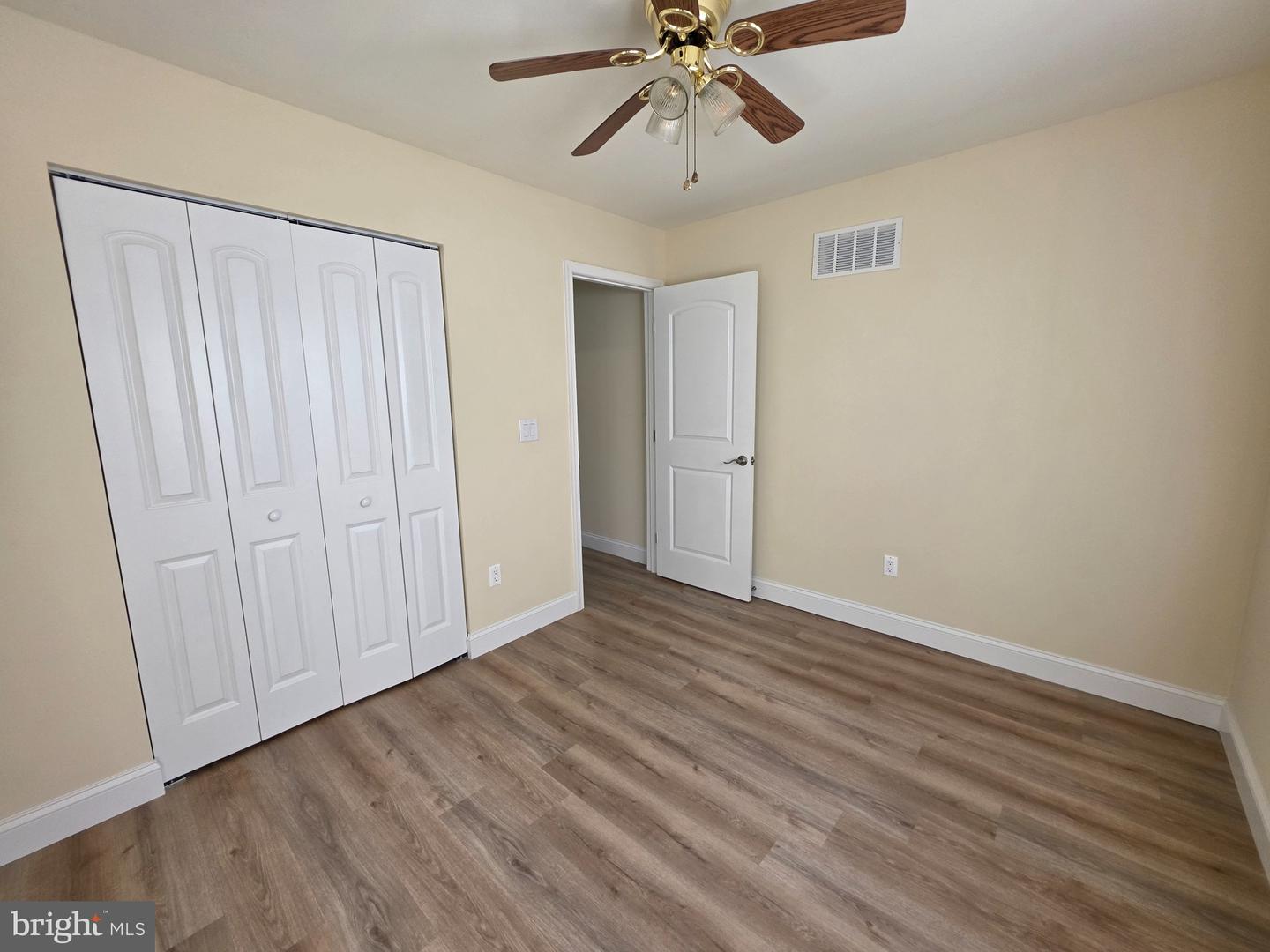 1412 Woodmill Dr Property Photo 18
