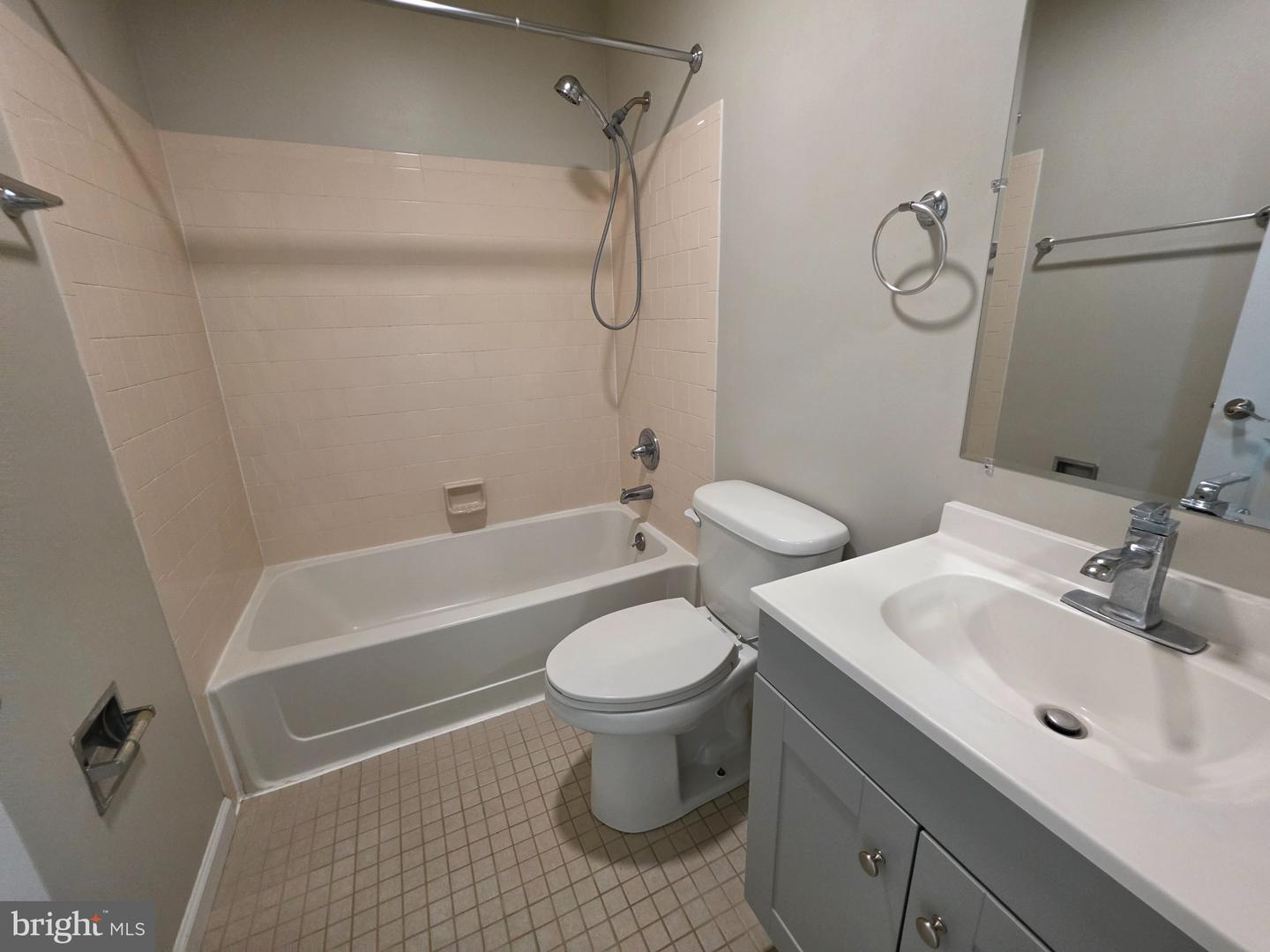 1412 Woodmill Dr Property Photo 19