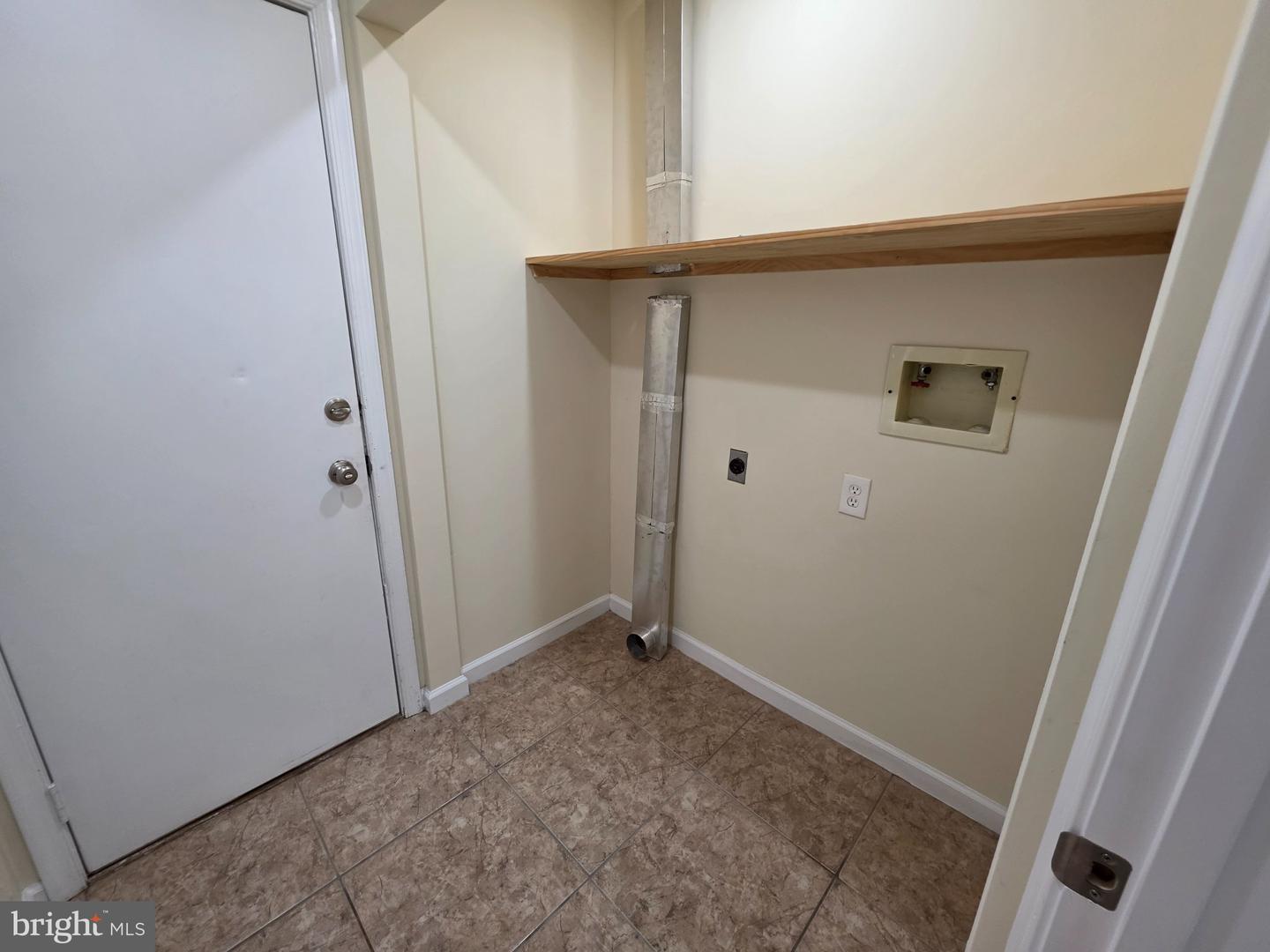 1412 Woodmill Dr Property Photo 22
