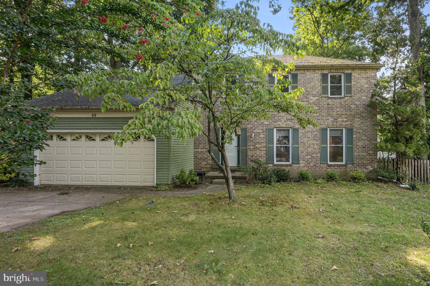 44 FREEDOM DR Property Photo 1