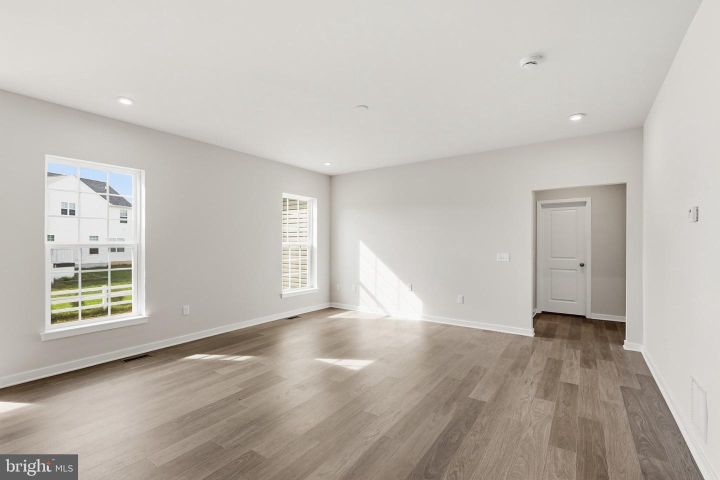 91 Farleigh Dr Property Photo 22