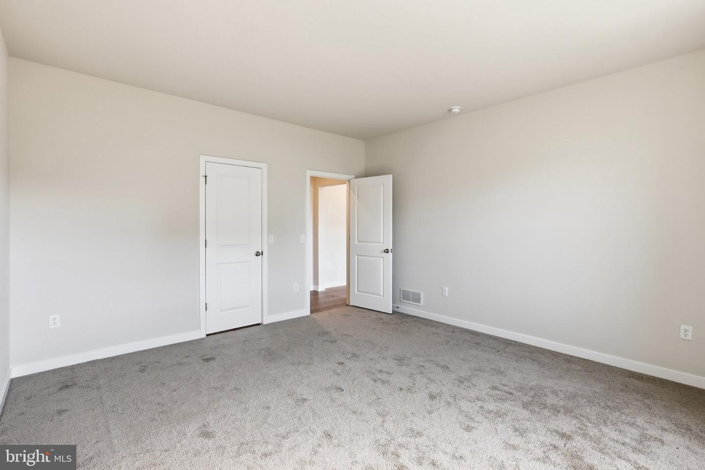 91 Farleigh Dr Property Photo 25