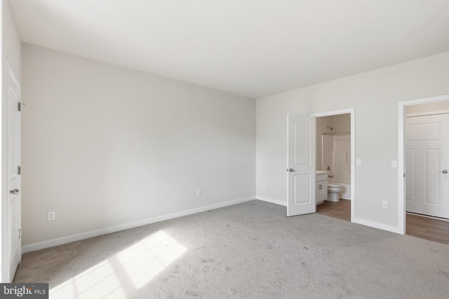 91 Farleigh Dr Property Photo 26