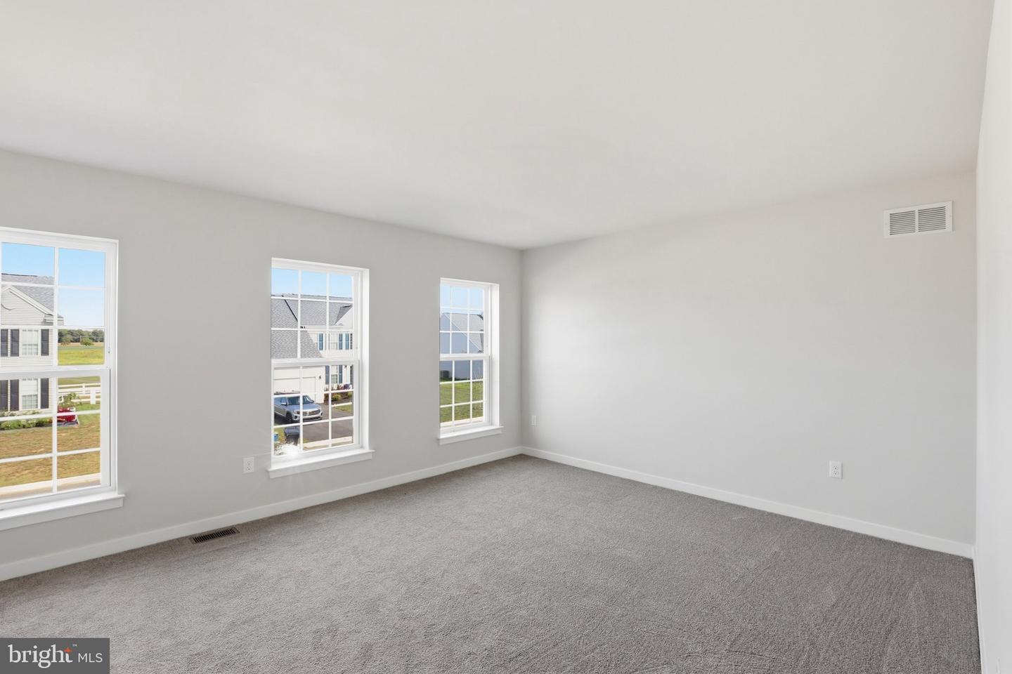 91 Farleigh Dr Property Photo 29